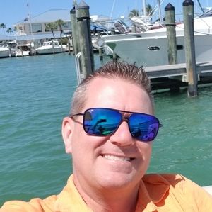 Meet your Posher, Ed